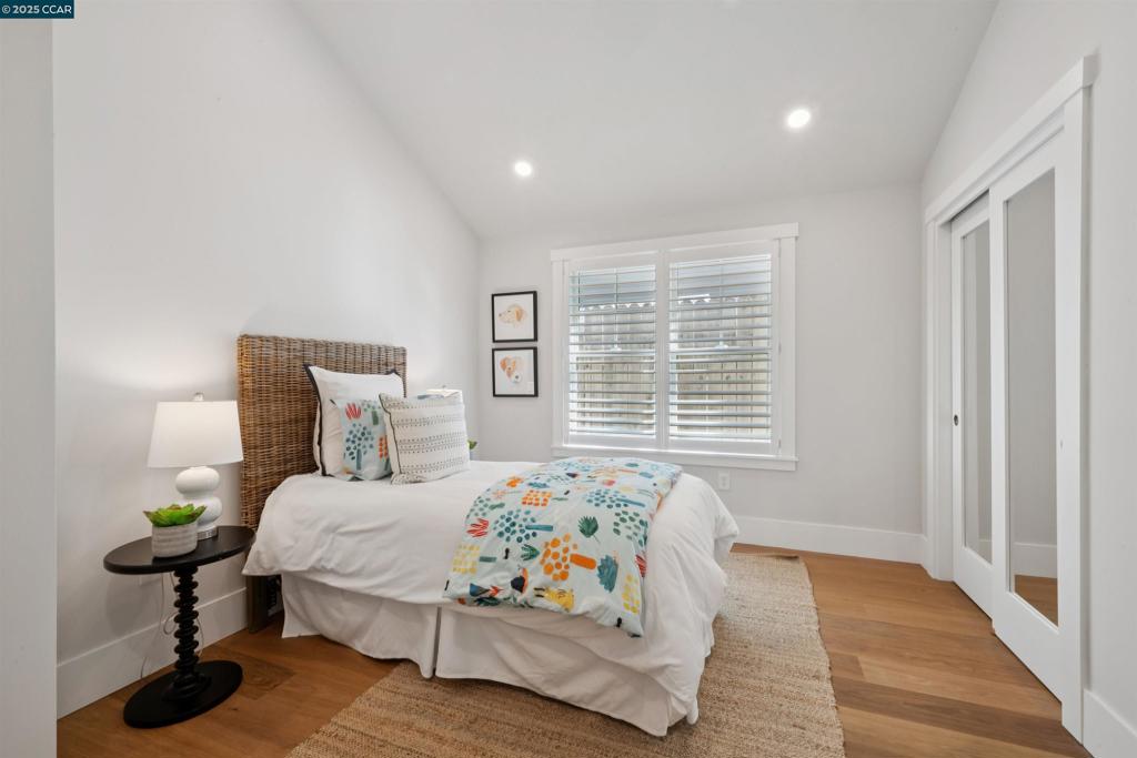 DOWNTOWN LAF - Residential