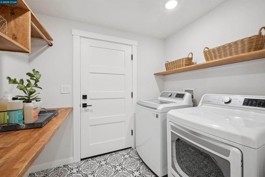 DOWNTOWN LAF - Residential