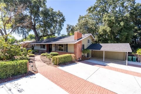 Tiny photo for 8120 Azucena Ave, Atascadero, CA 93422 (MLS # NS25229804)