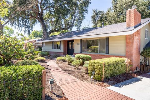 Tiny photo for 8120 Azucena Ave, Atascadero, CA 93422 (MLS # NS25229804)