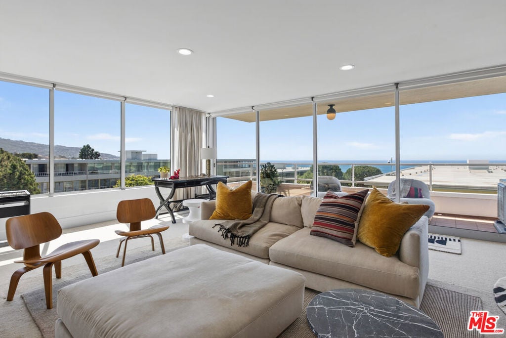 32646 Coastsite Drive 202
