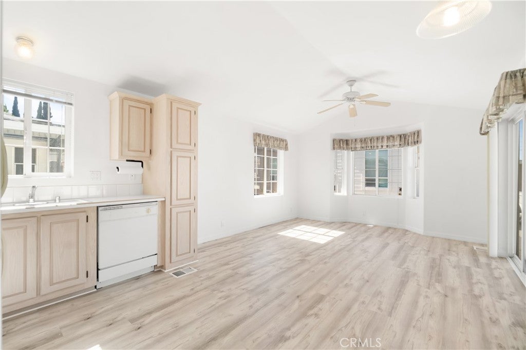 2350 250 Street 6