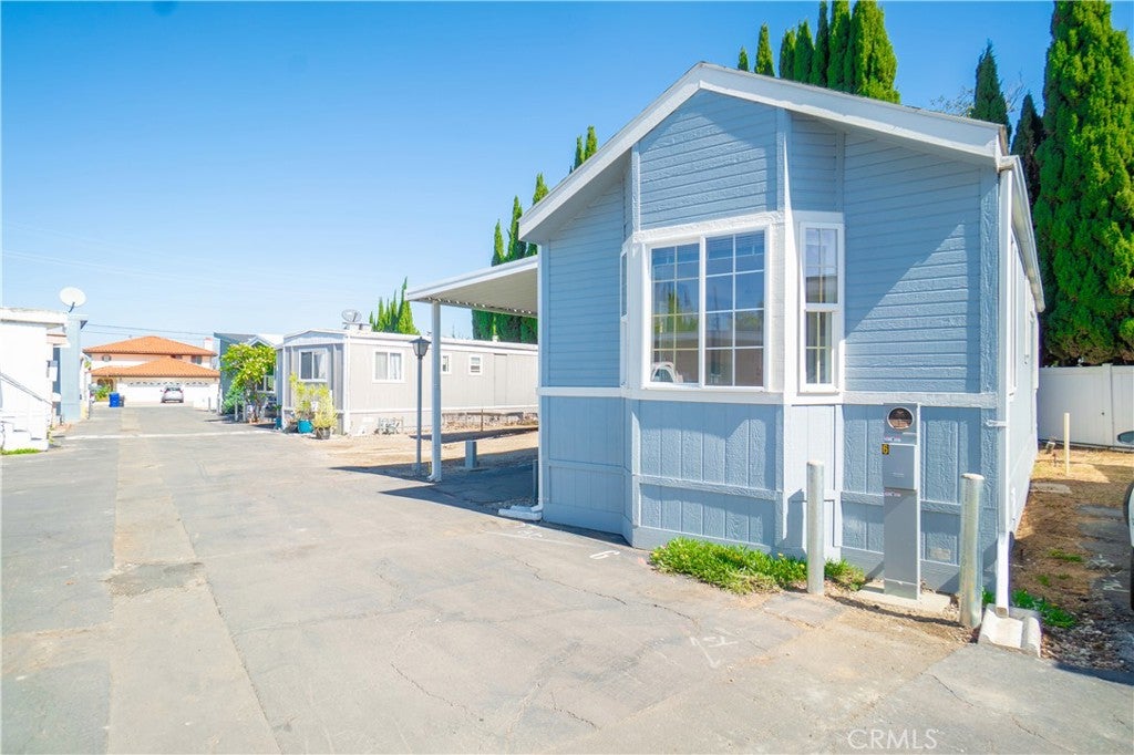 2350 250 Street 6