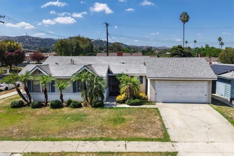 Photo of 2071 Wickshire AVE, Hacienda Heights, CA 91745 (MLS # SW26206270)