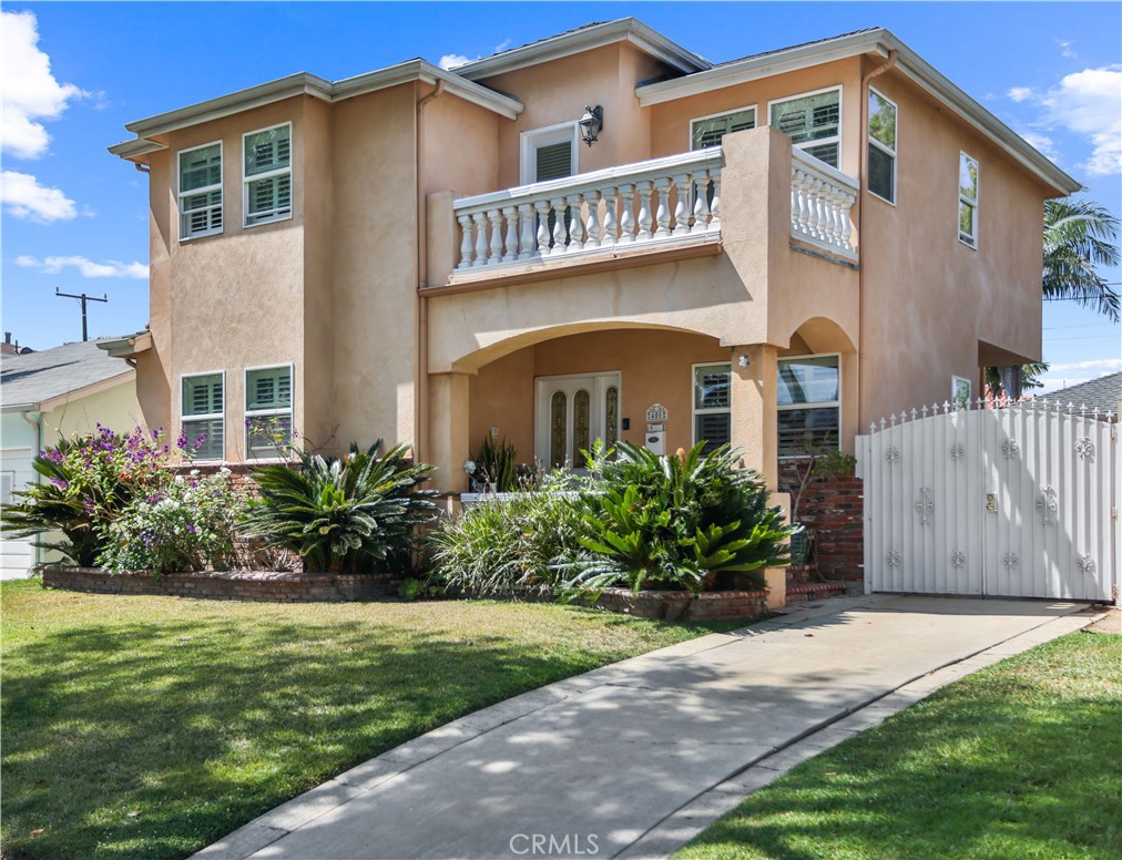 405 W Ellis Avenue