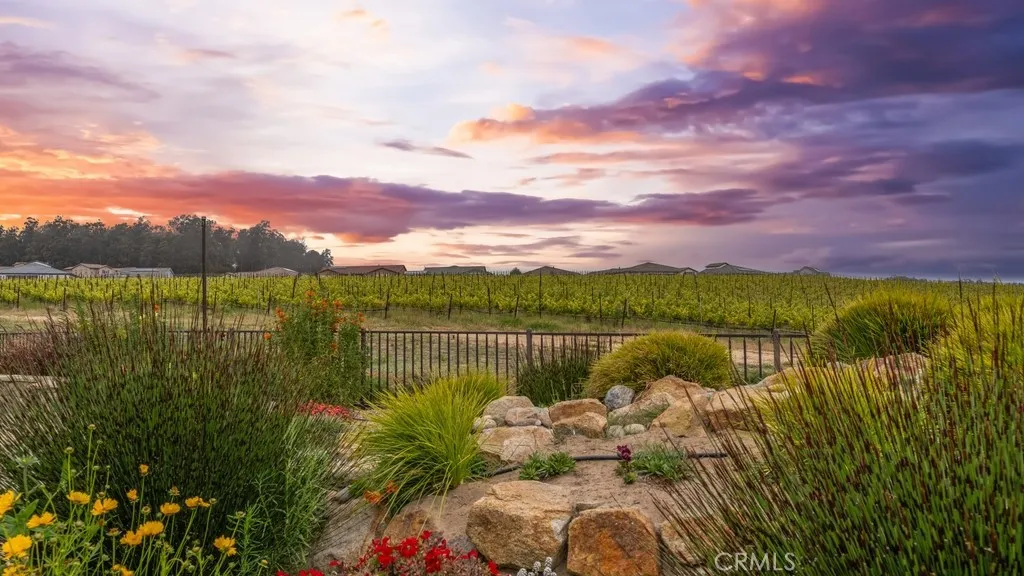 Nipomo, California 93444, United States, 3 Bedrooms Bedrooms, ,4 BathroomsBathrooms,Residential,Active,130300