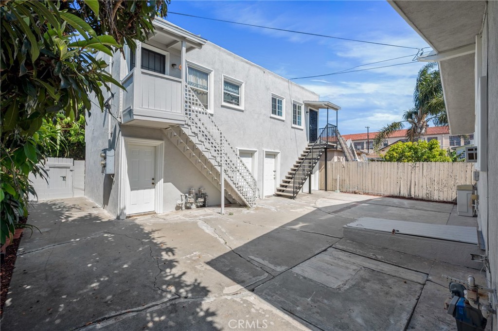 1625 S Mesa