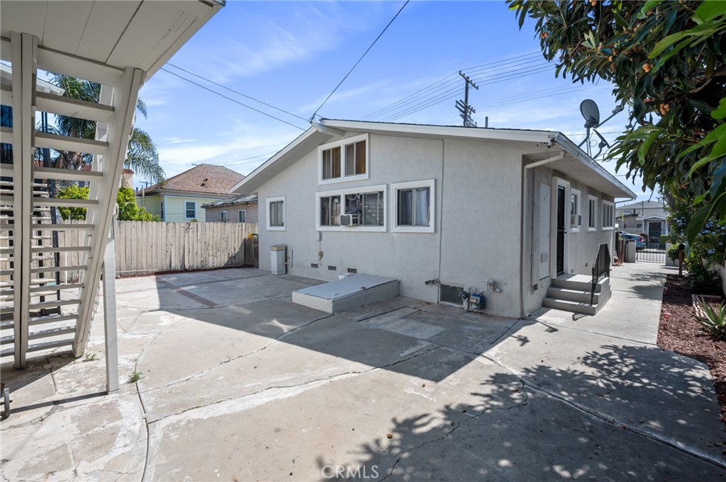 1625 S Mesa