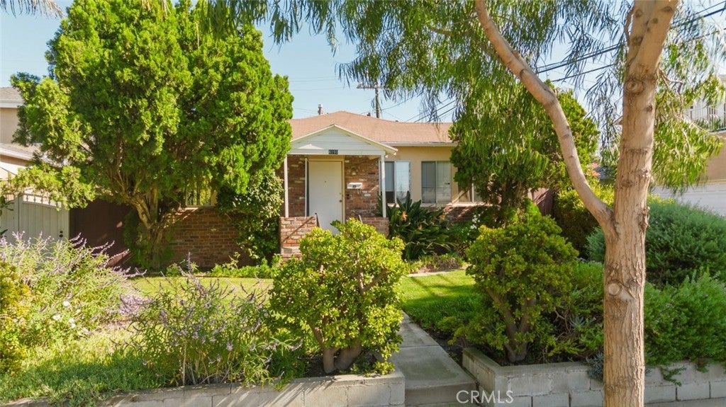 4190 Commonwealth Avenue
