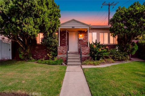 Photo of 4190 Commonwealth Avenue, Culver City, CA 90232 (MLS # SR26218799)