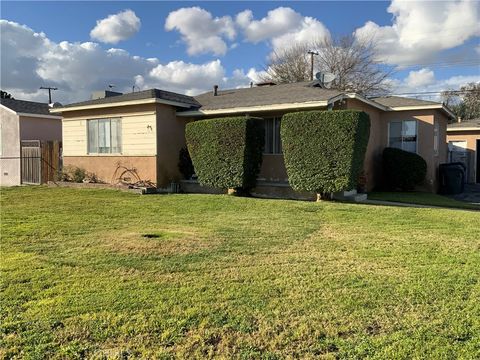 18236 Owen Fontana CA 92335