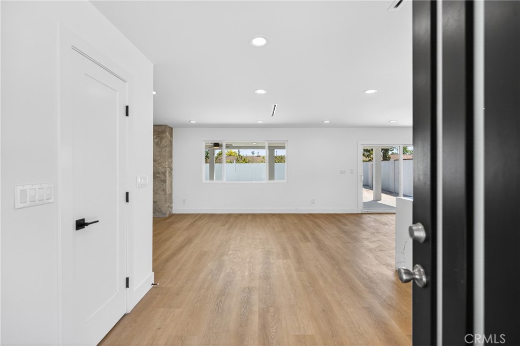 13068 Mineola Street