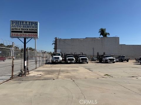 Photo of 4038 W El Segundo Boulevard, Hawthorne, CA 90250 (MLS # SB26033722)