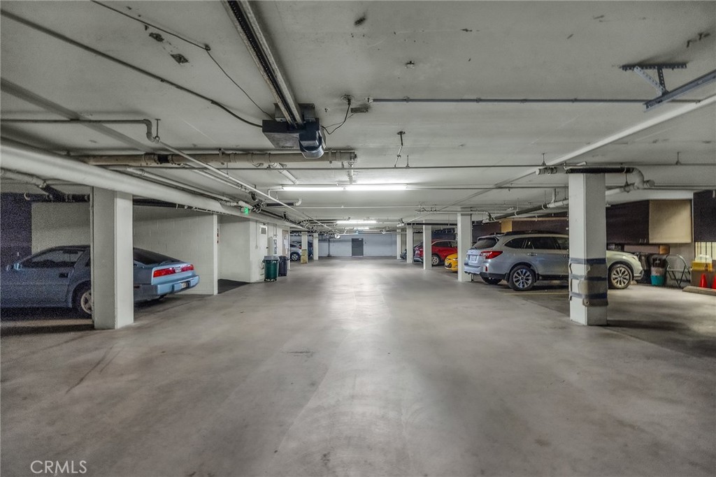 Alamitos Heights (AH) - Residential