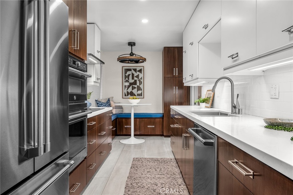 Alamitos Heights (AH) - Residential