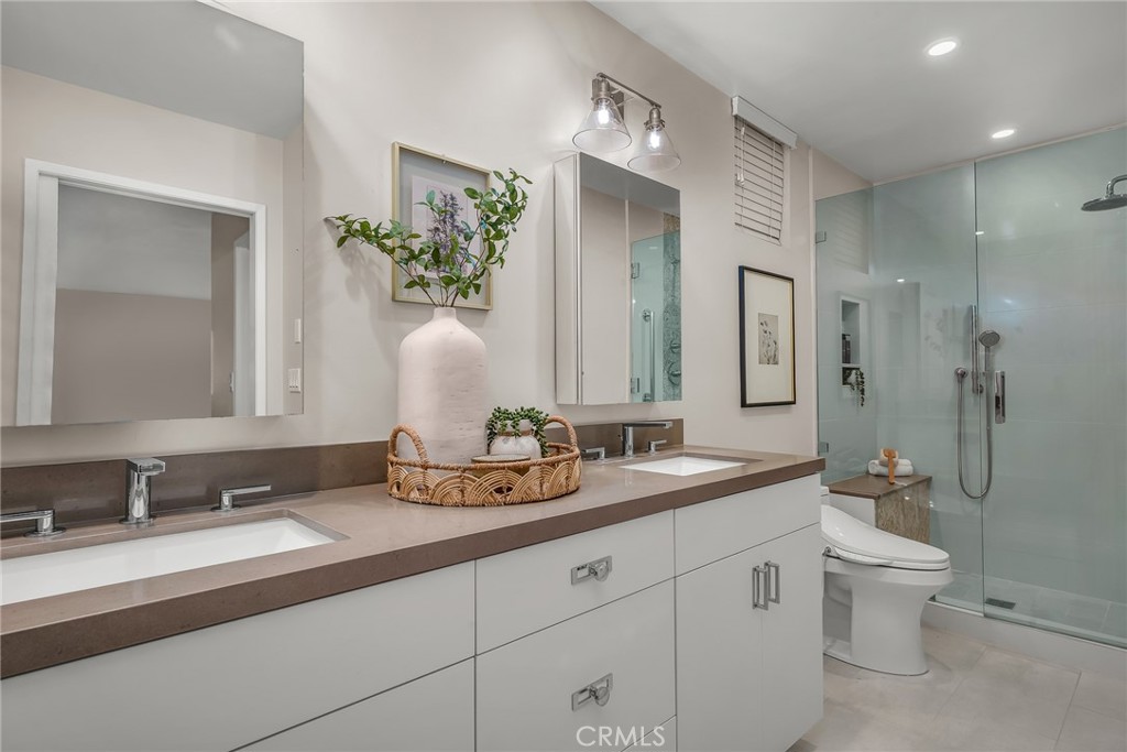 Alamitos Heights (AH) - Residential