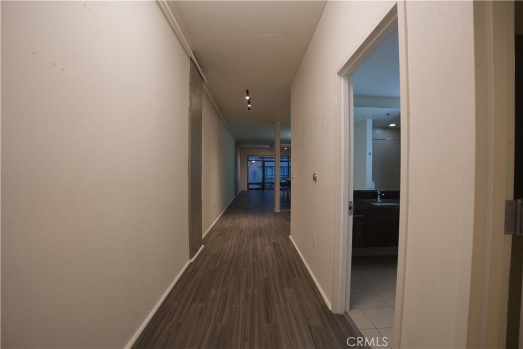 1111 S Grand Avenue 904