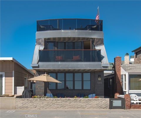 Photo of 3204 W Oceanfront, Newport Beach, CA 92663 (MLS # NP26229883)