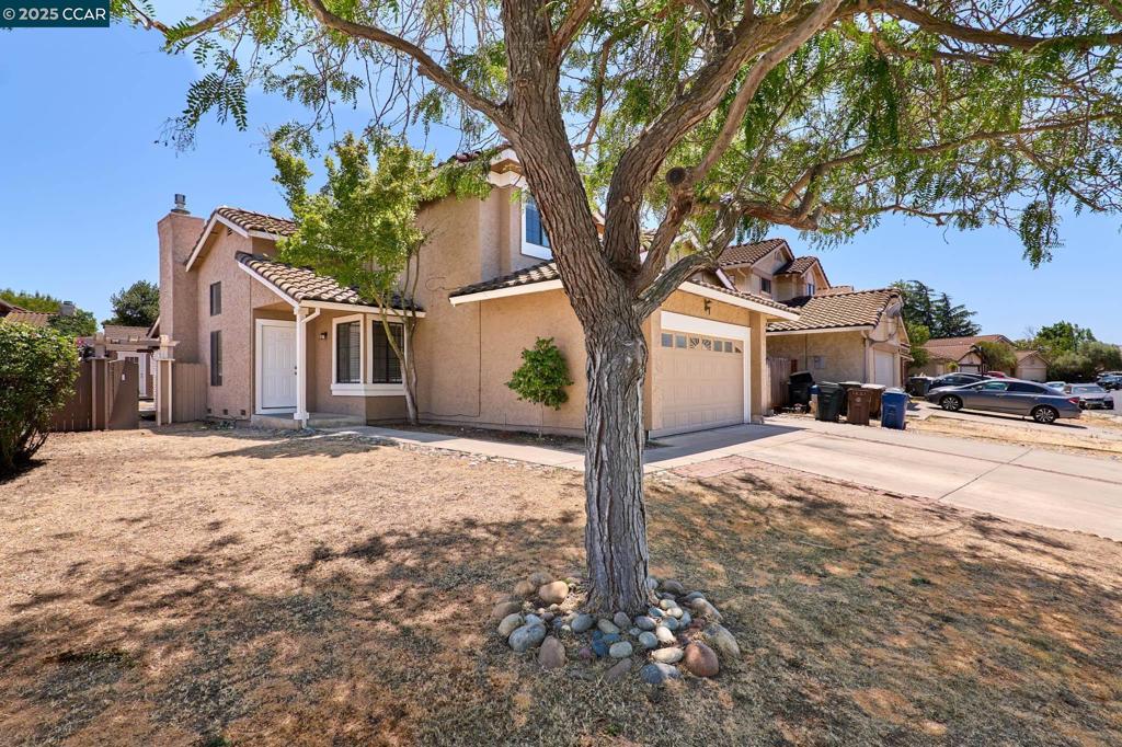 2728 Almondridge Dr
