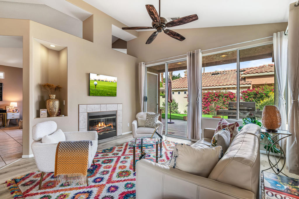 Oasis Country Club - Residential