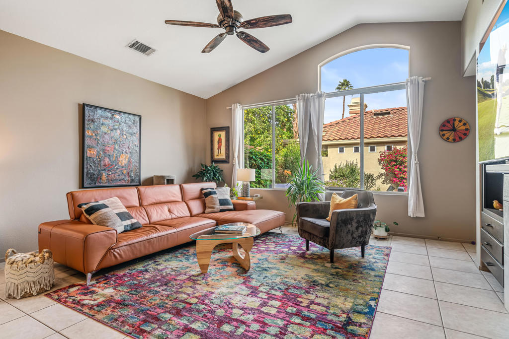 Oasis Country Club - Residential