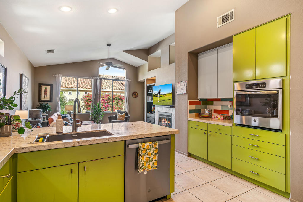 Oasis Country Club - Residential