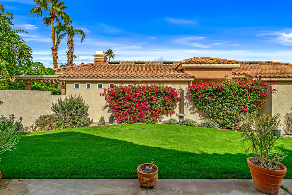 Oasis Country Club - Residential