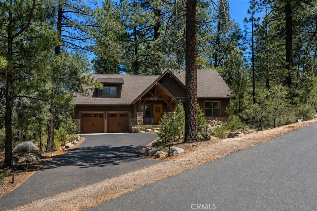 Photo 1 of 18 — 2530 Brentwood Place, Pine Mountain Club, CA 93222