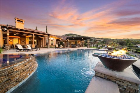 21051 Via Sevilla Murrieta CA 92562