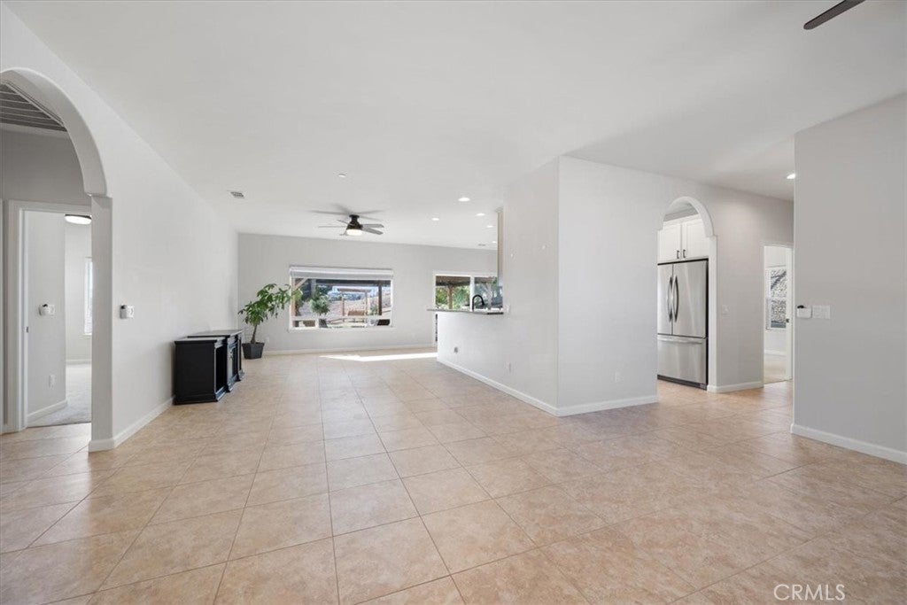 3415 Lakeside Village Drive