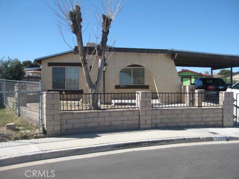 2040 Yosemite Drive Barstow CA 92311