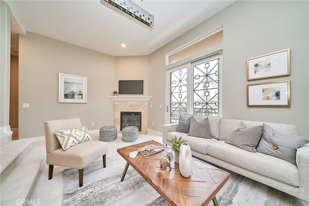 Photo of 681 S Norton Avenue #107, Los Angeles, CA 90005 (MLS # PW26001680)