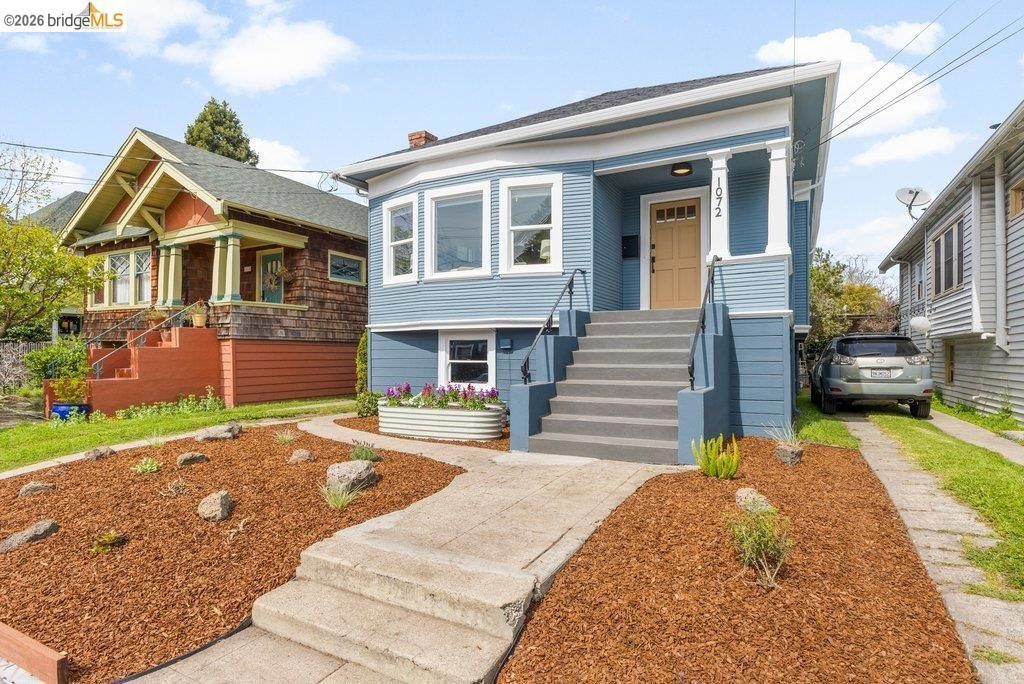 Photo of 1072 57Th St, Oakland, CA 94608 (MLS # 41127638)