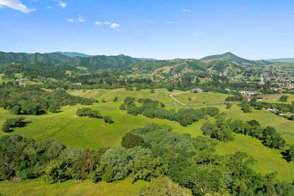 0 W San Martin Avenue