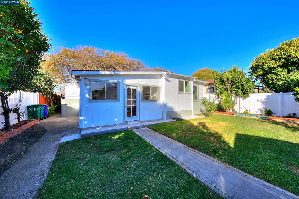 NE RICHMOND - Residential