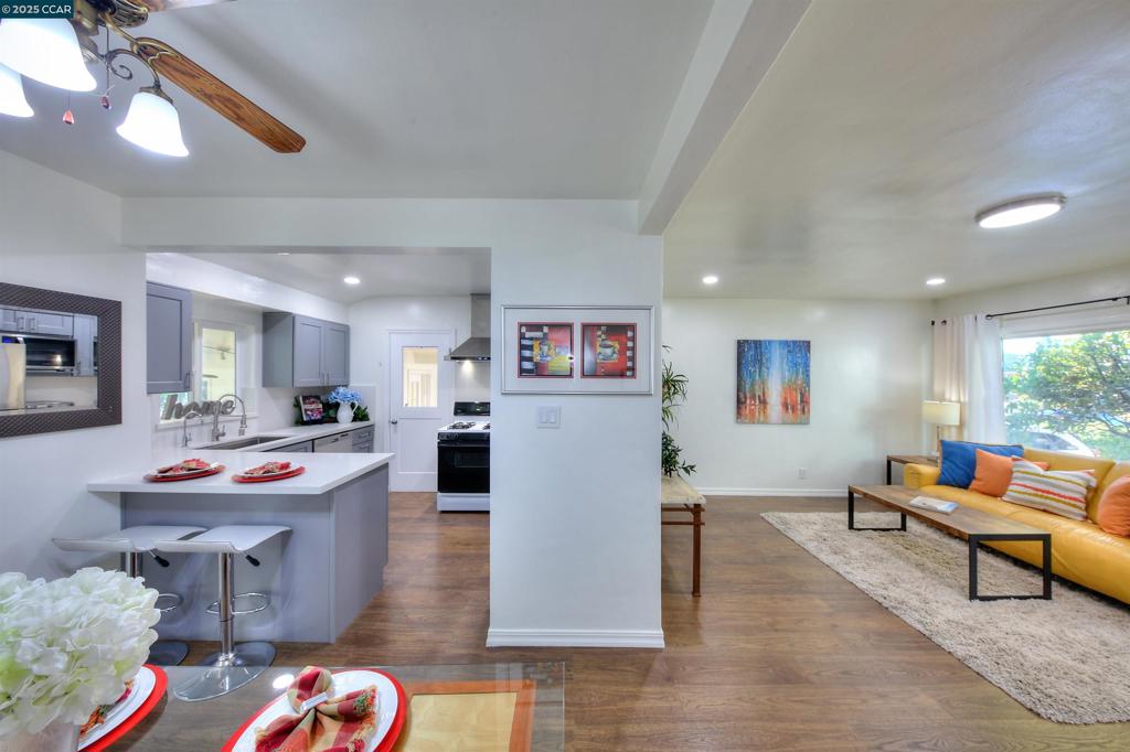NE RICHMOND - Residential