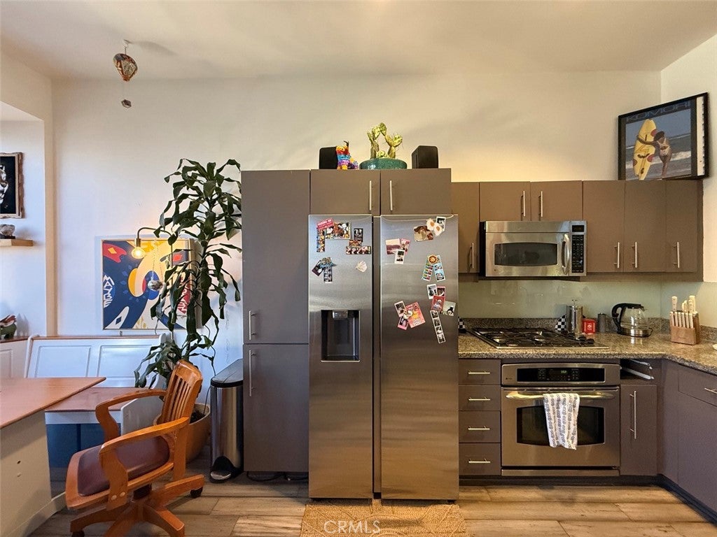 1100 Wilshire Blvd 2010