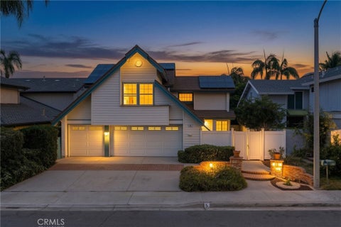 Photo of 5 Taylor, Irvine, CA 92620 (MLS # WS26177139)