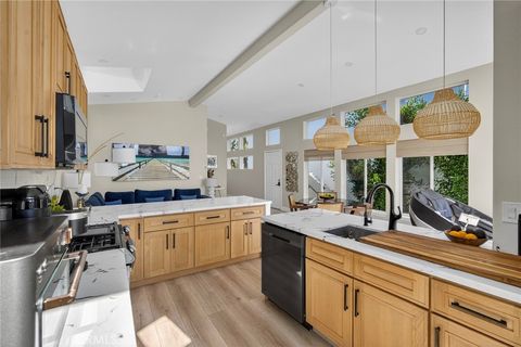 Tiny photo for 1630 Del Mar Ave, Laguna Beach, CA 92651 (MLS # LG26028509)