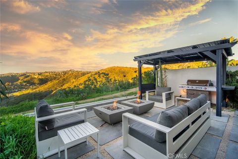 Tiny photo for 1630 Del Mar Ave, Laguna Beach, CA 92651 (MLS # LG26028509)