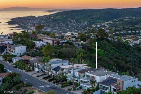 Tiny photo for 1630 Del Mar Ave, Laguna Beach, CA 92651 (MLS # LG26028509)