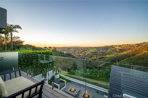 Tiny photo for 1630 Del Mar Ave, Laguna Beach, CA 92651 (MLS # LG26028509)