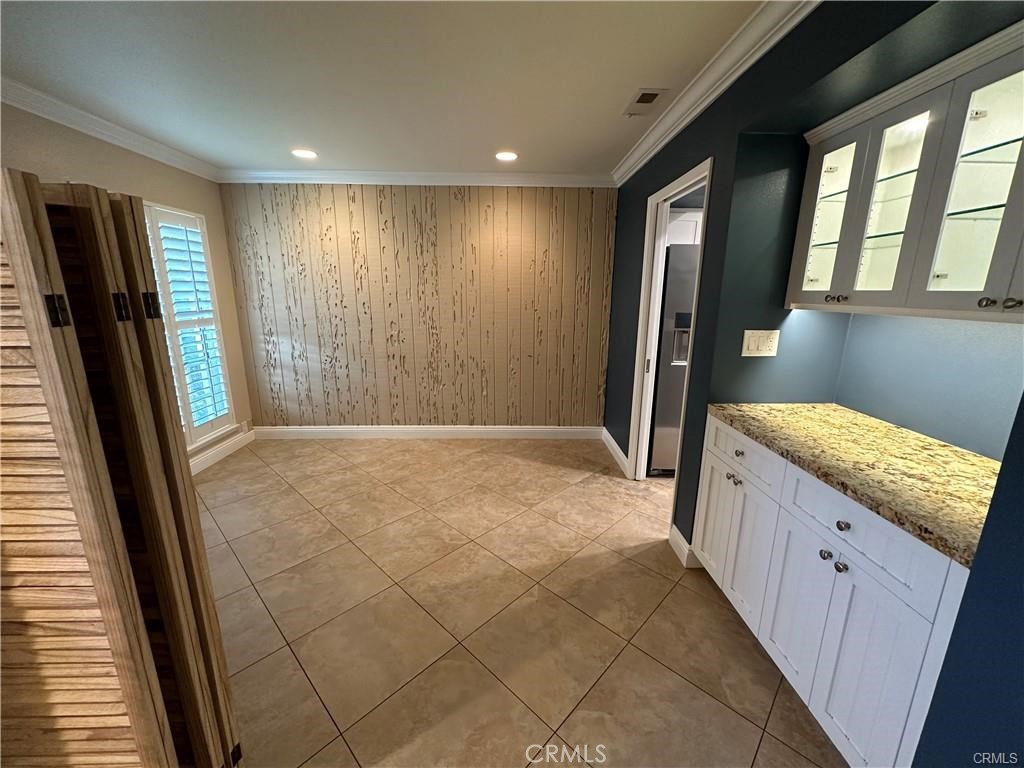 9742 Villa Pacific