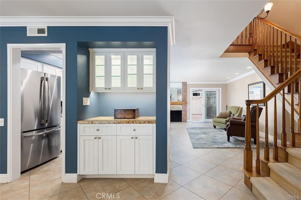 9742 Villa Pacific DR, Huntington Beach CA 92646