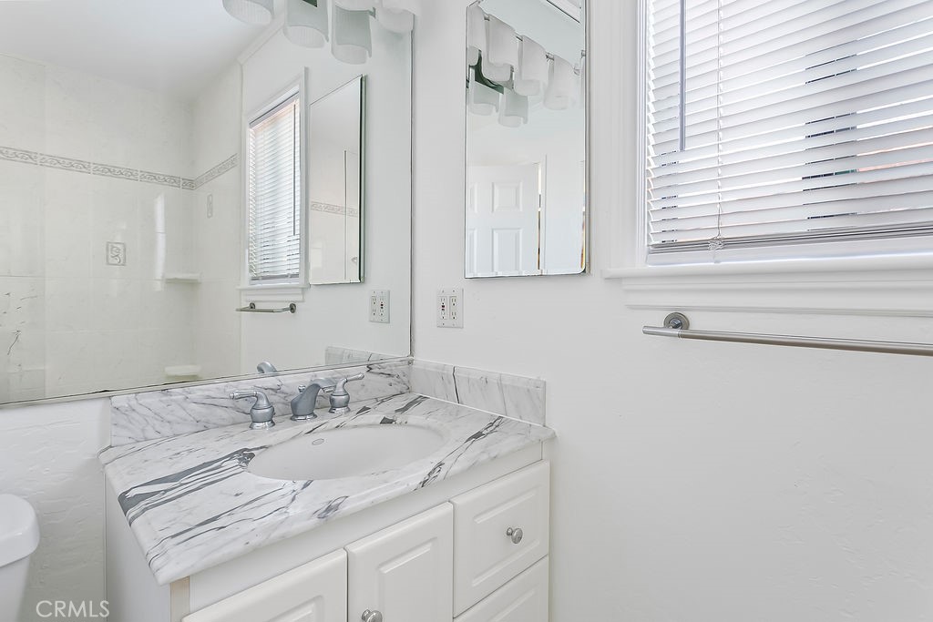 Belmont Shore (BSD) - Residential Lease