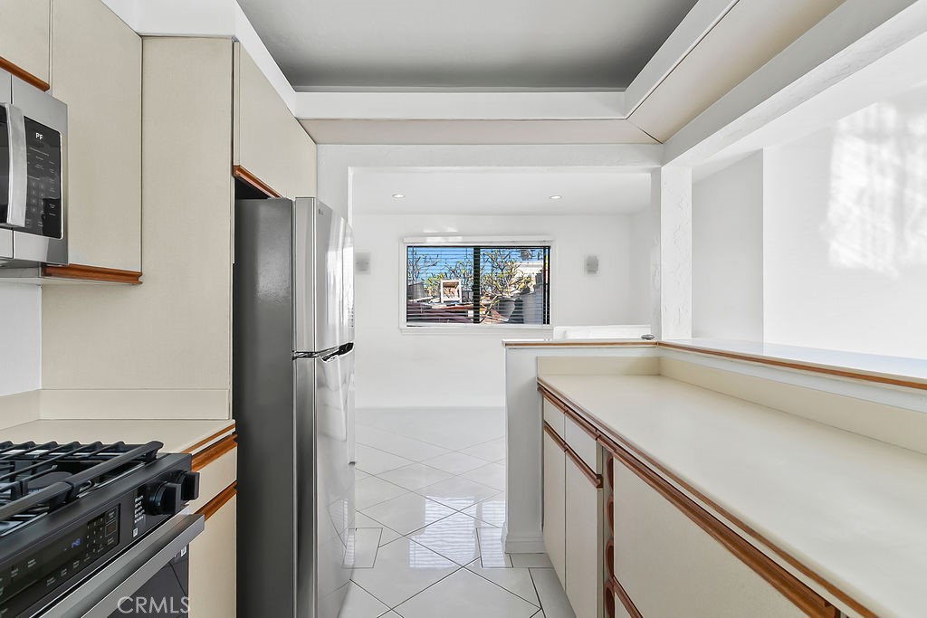 Belmont Shore (BSD) - Residential Lease