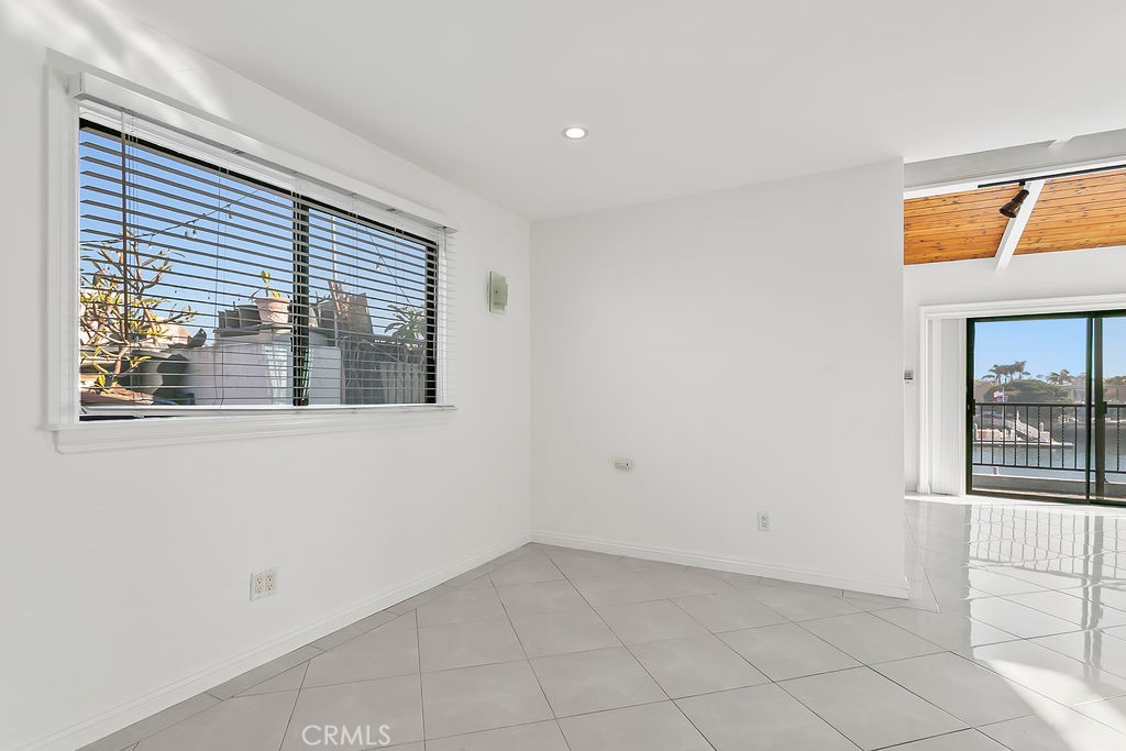 Belmont Shore (BSD) - Residential Lease