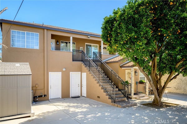 1016 LINDEN AVE APT C, GLENDALE, CA 91201 - Image d6bfcfe4f3defb14ff56f3db8bd5d1bd/3654040936