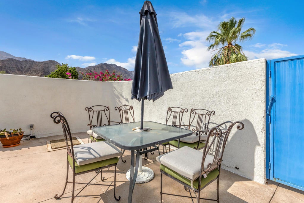 54160 Avenida Rubio