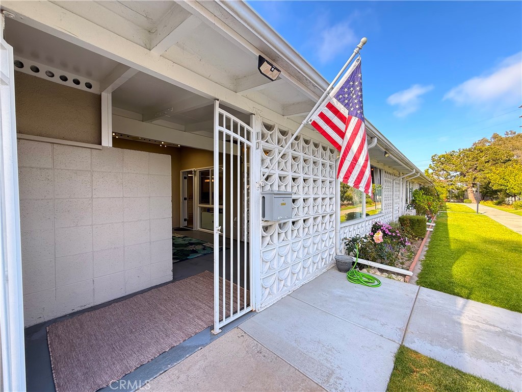 1842 Thunderbird Drive 1D